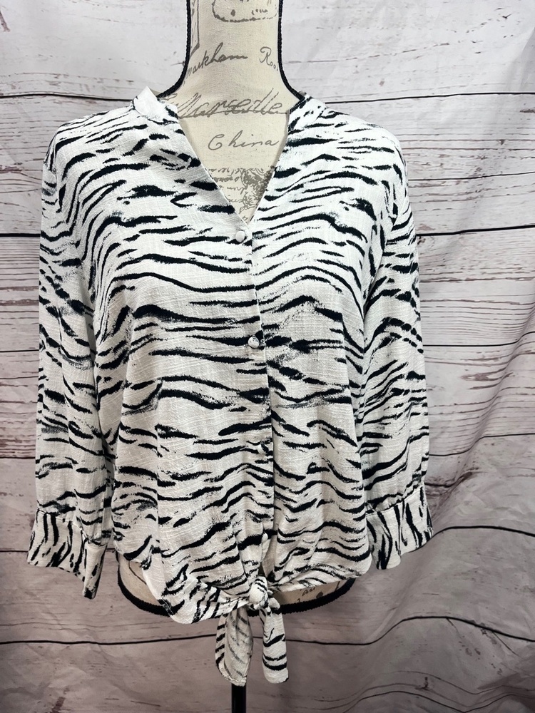 INC International Concepts Womens M Black White Zebra Print Tie Front Blouse